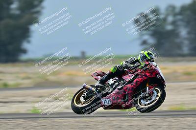 media/Apr-18-2025-TrackDaz (Fri) [[45f5874c44]]/A Group/Session 1 (Turn 7)/